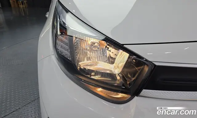 Kia Morning 2022 1.0 автомат (гидро), миниатюра 8