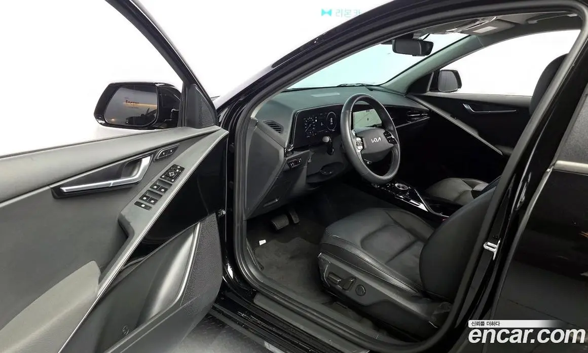 Kia Niro 2023 автомат (гидро), фото 13 Kia Niro 2023 автомат (гидро), фото 13