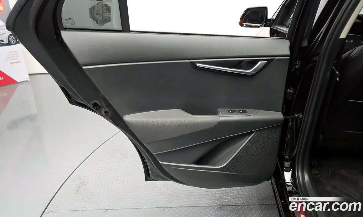 Kia Niro 2023 автомат (гидро), фото 14 Kia Niro 2023 автомат (гидро), фото 14