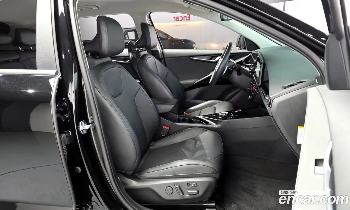 Kia Niro 2023 автомат (гидро), фото 16 Kia Niro 2023 автомат (гидро), фото 16