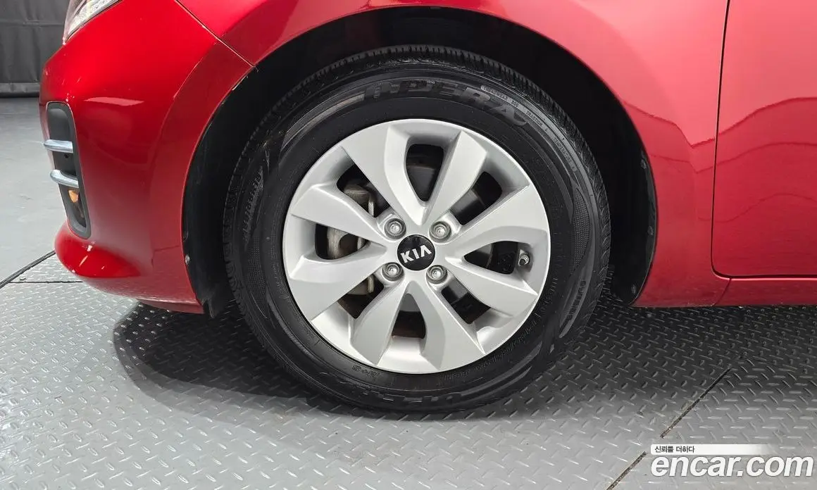 Kia Pride 2015 1.4 автомат (гидро), фото 4