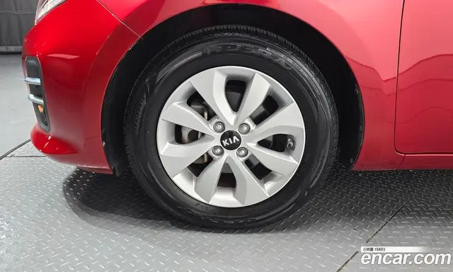 Kia Pride 2015 1.4 автомат (гидро), миниатюра 4