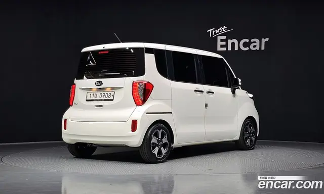 Kia Ray 2015 1.0 автомат (гидро), миниатюра 2