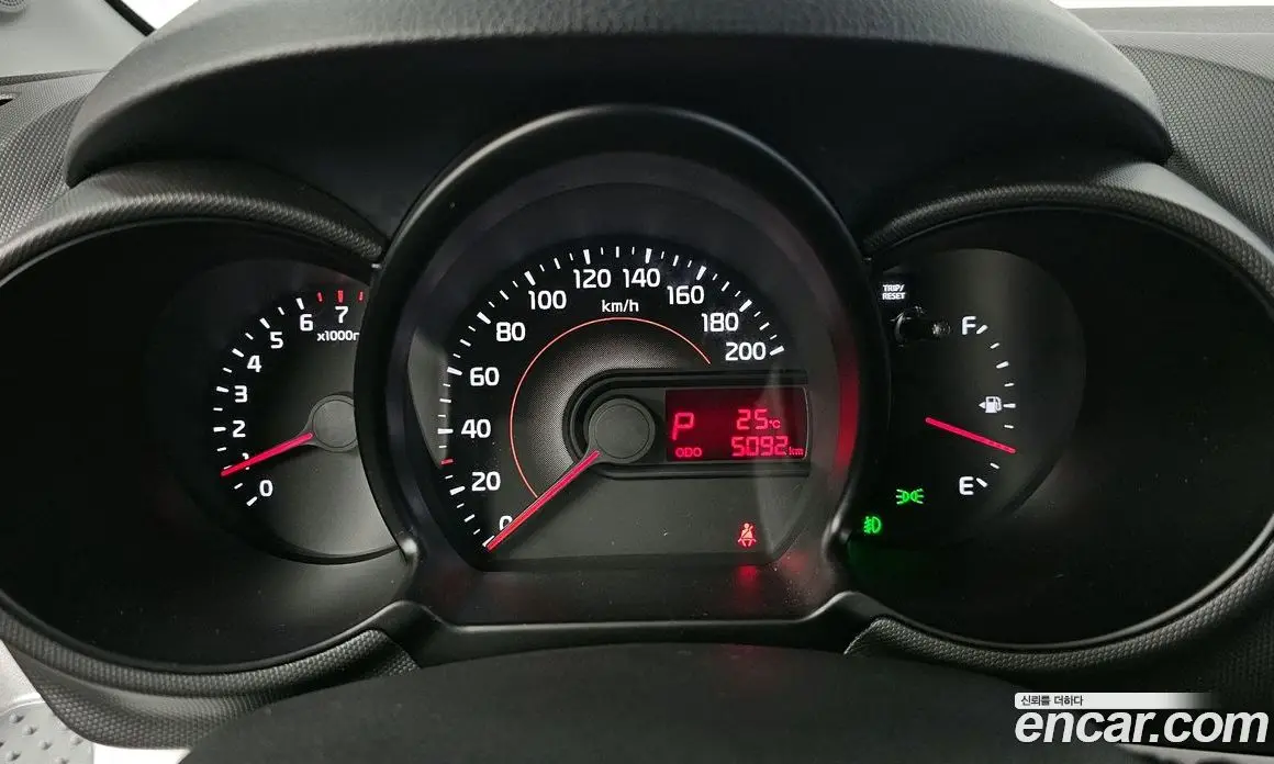 Kia Ray 2015 1.0 автомат (гидро), фото 11