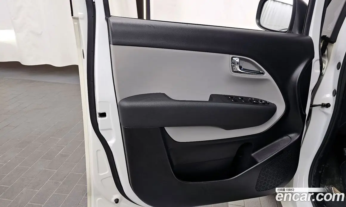 Kia Ray 2015 1.0 автомат (гидро), фото 14