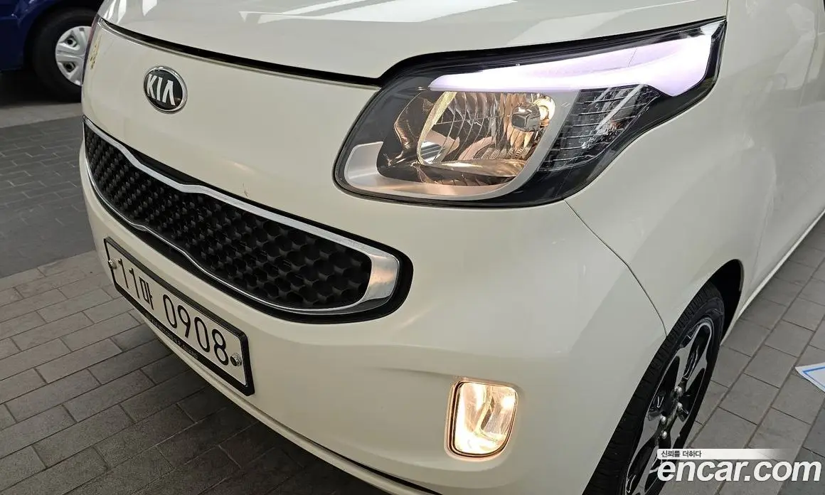 Kia Ray 2015 1.0 автомат (гидро), фото 8