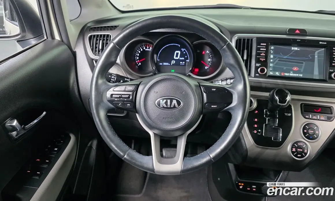 Kia Ray 2019 1.0 автомат (гидро), фото 18