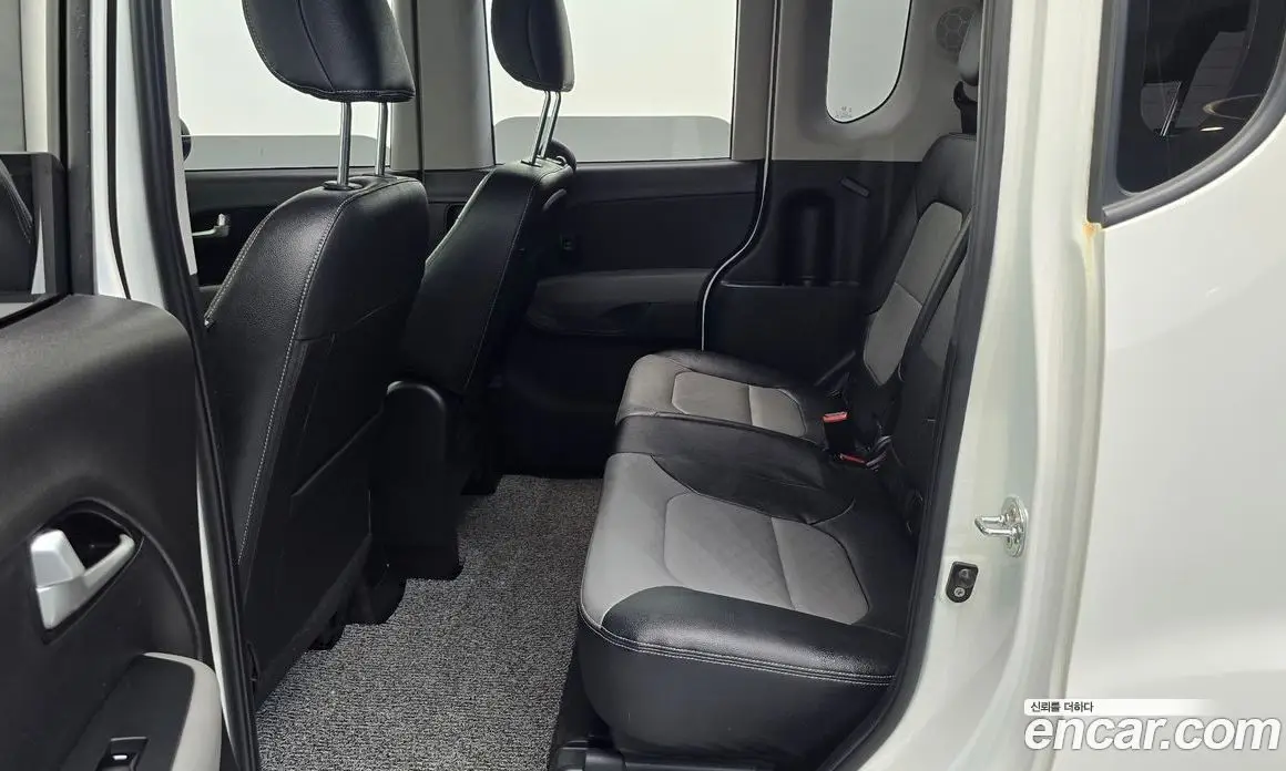 Kia Ray 2020 1.0 автомат (гидро), фото 18