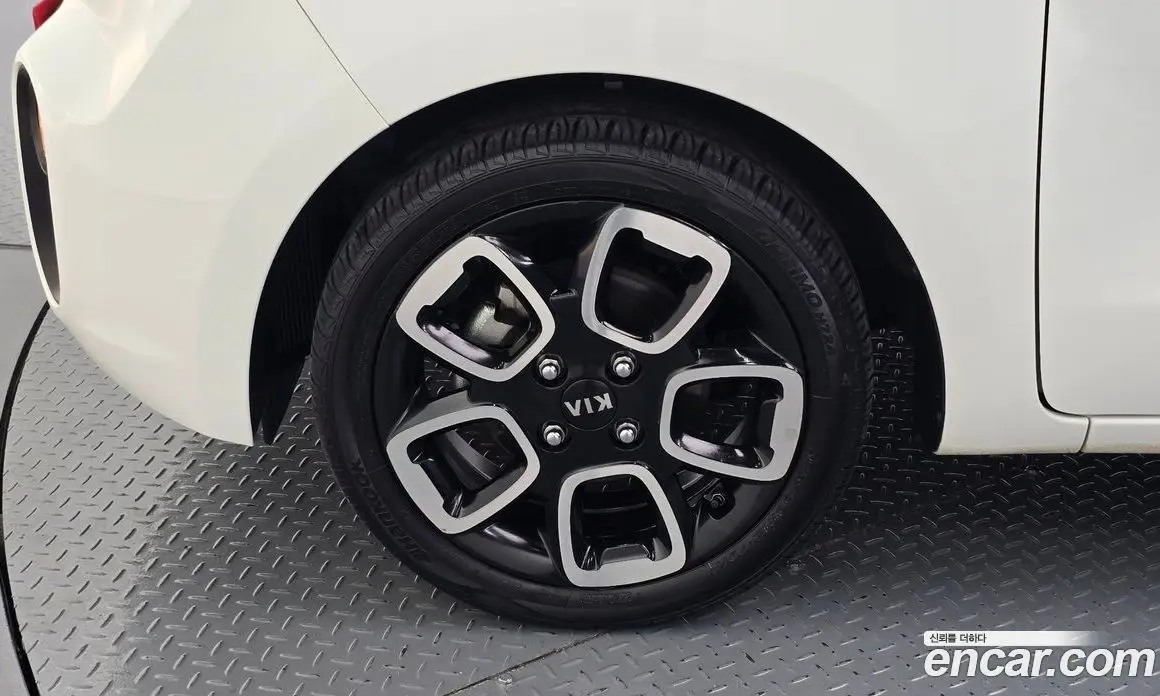 Kia Ray 2020 1.0 автомат (гидро), фото 5