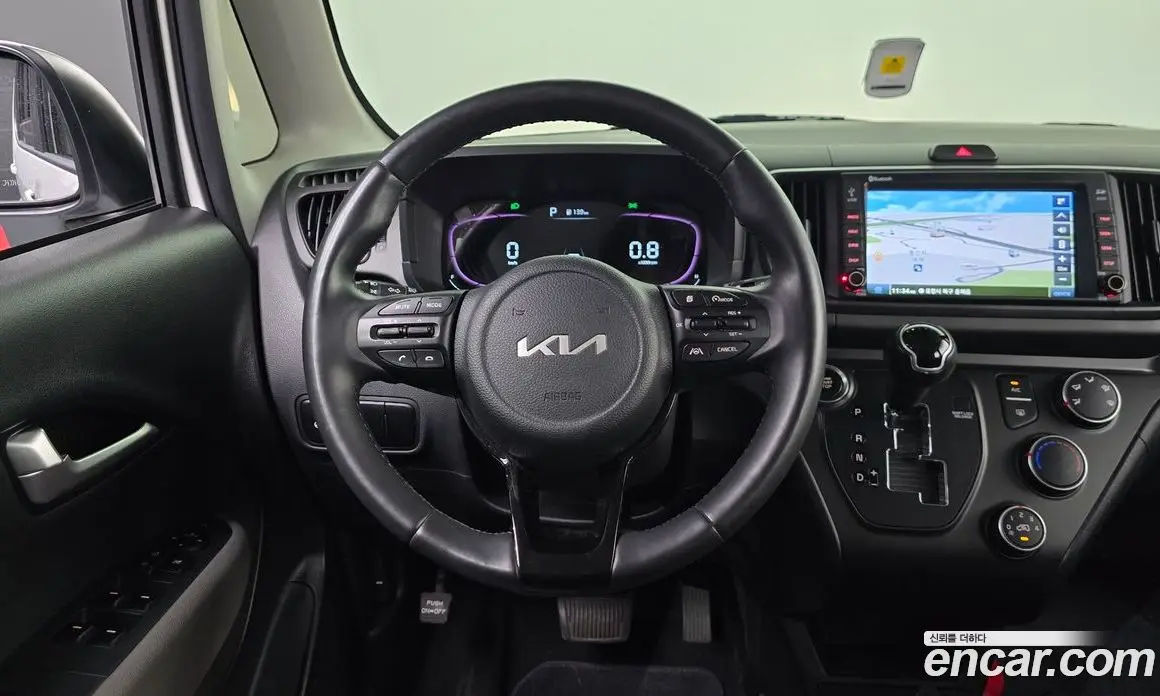 Kia Ray 2023 1.0 автомат (гидро), фото 18