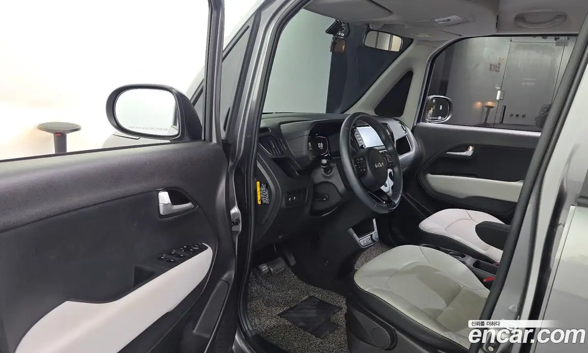 Kia Ray 2024 1.0 автомат (гидро), фото 13