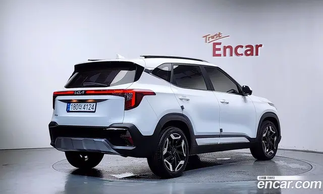 Kia Seltos 2024 1.6 автомат (гидро), миниатюра 2 Kia Seltos 2024 1.6 автомат (гидро), миниатюра 2
