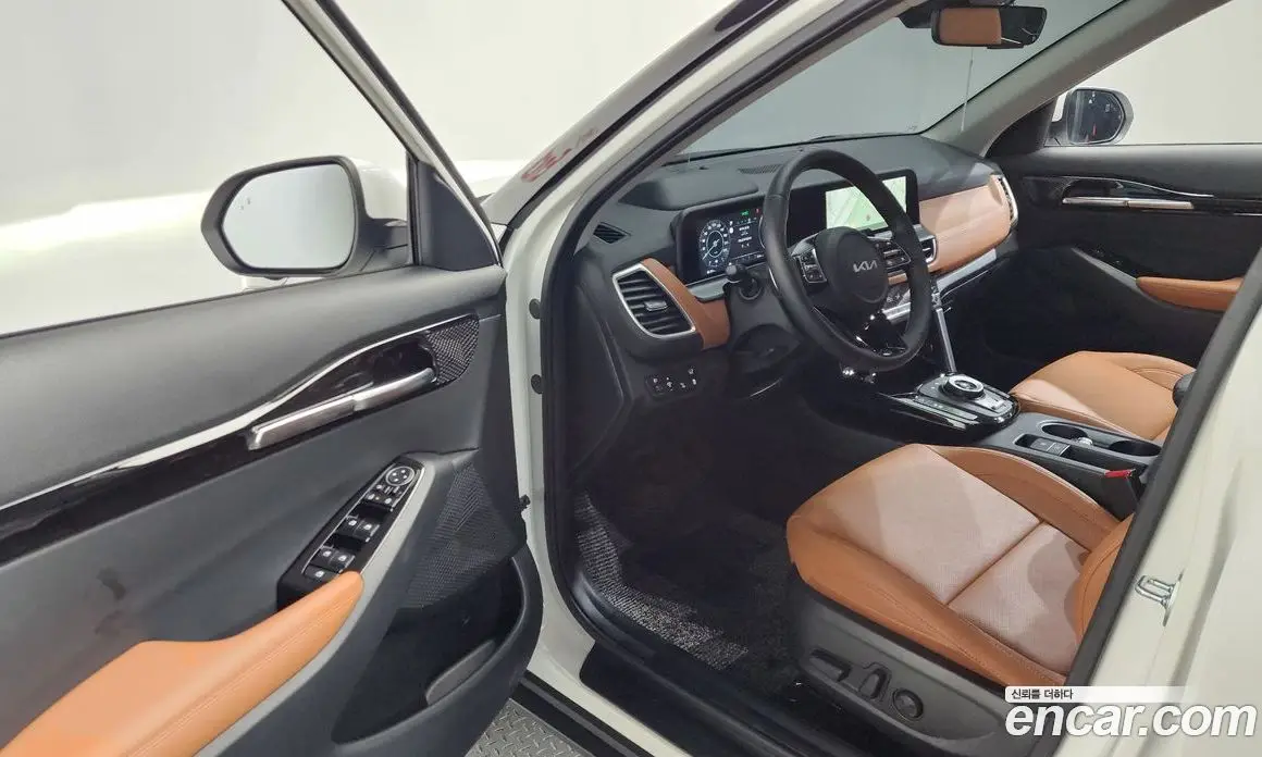 Kia Seltos 2024 1.6 автомат (гидро), фото 13 Kia Seltos 2024 1.6 автомат (гидро), фото 13