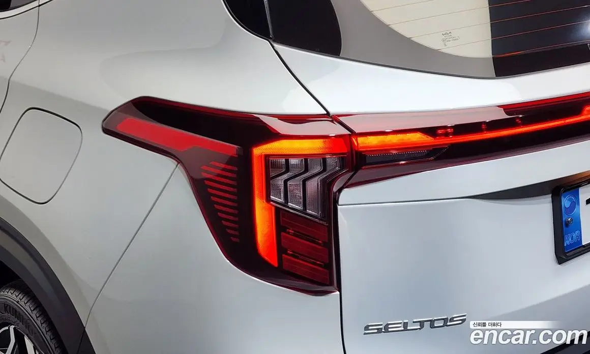 Kia Seltos 2024 1.6 автомат (гидро), фото 9 Kia Seltos 2024 1.6 автомат (гидро), фото 9