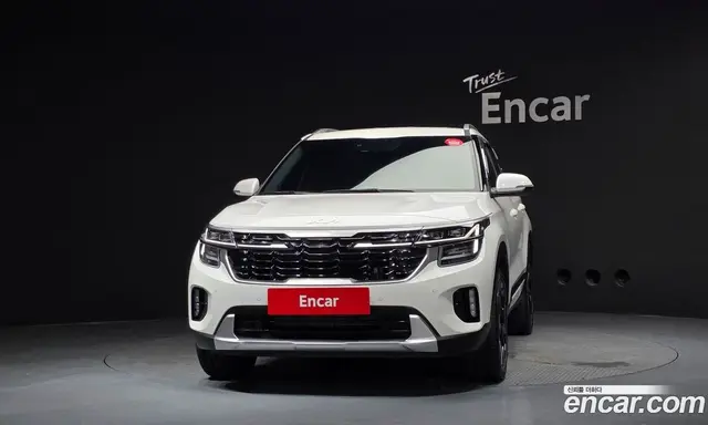 Kia Seltos 2025 1.6 автомат (гидро), миниатюра 3 Kia Seltos 2025 1.6 автомат (гидро), миниатюра 3