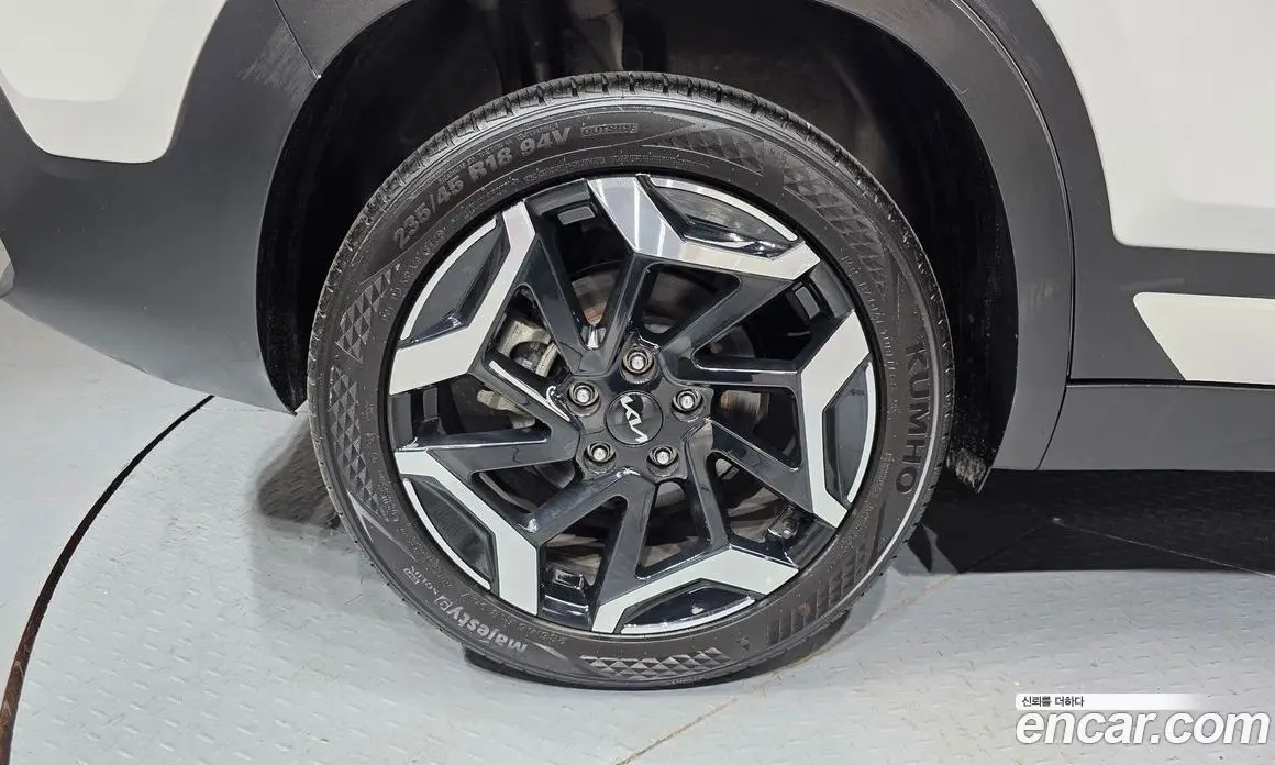 Kia Seltos 2025 1.6 автомат (гидро), фото 5 Kia Seltos 2025 1.6 автомат (гидро), фото 5