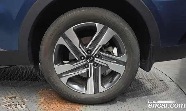 Kia Sorento 2021 1.6 автомат (гидро), миниатюра 6 Kia Sorento 2021 1.6 автомат (гидро), миниатюра 6