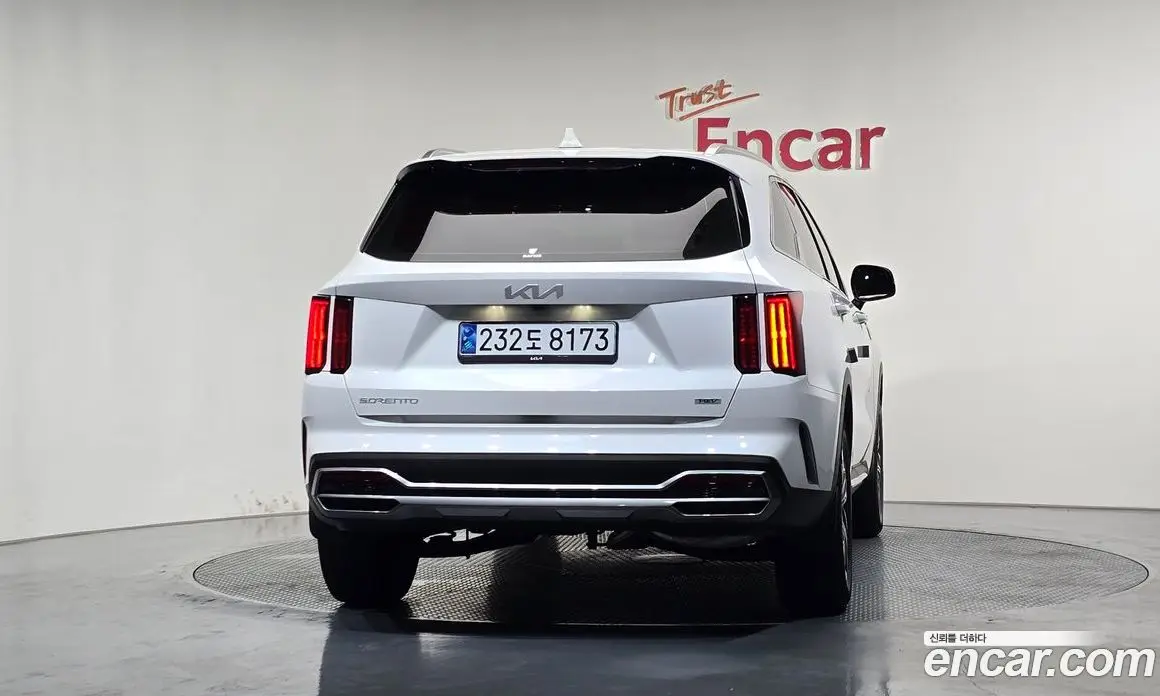 Kia Sorento 2023 1.6 автомат (гидро), фото 3