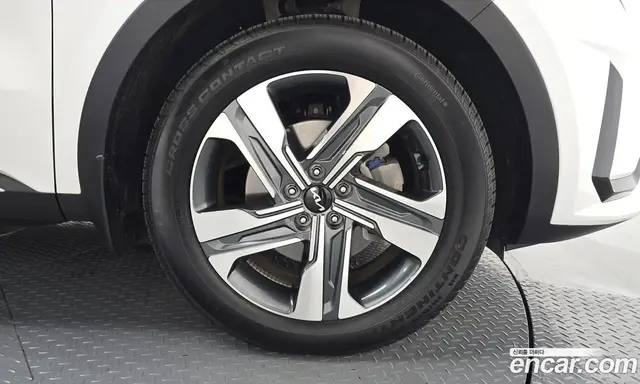 Kia Sorento 2023 1.6 автомат (гидро), миниатюра 6