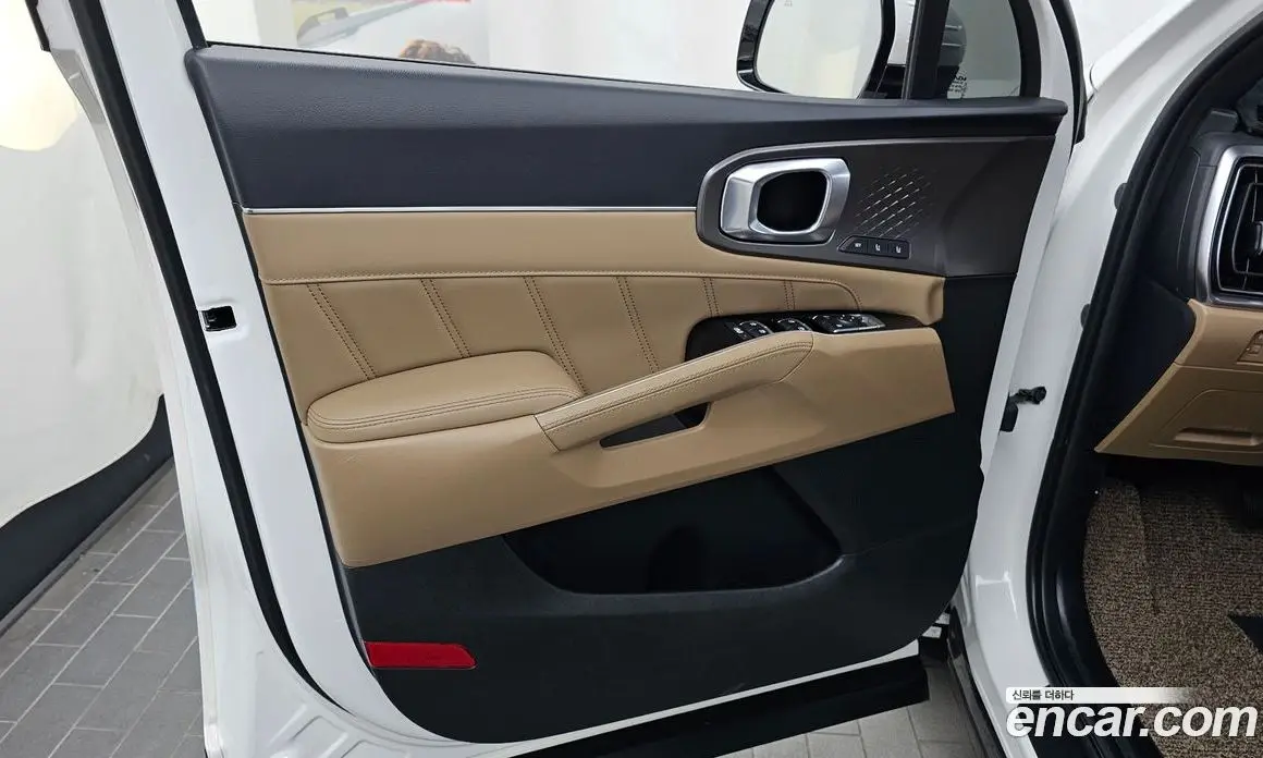 Kia Sorento 2023 1.6 автомат (гидро), фото 14 Kia Sorento 2023 1.6 автомат (гидро), фото 14