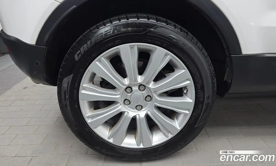 Land Rover Range Rover Evoque 2016 2.0 автомат (гидро), фото 5