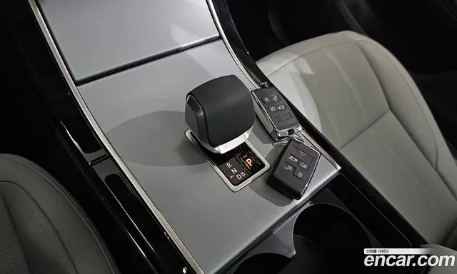 Land Rover Range Rover Evoque 2025 2.0 автомат (гидро), миниатюра 11