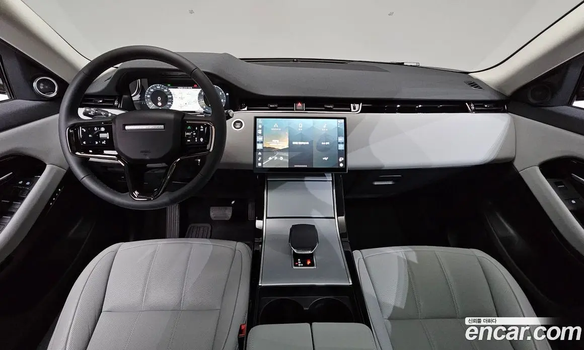 Land Rover Range Rover Evoque 2025 2.0 автомат (гидро), фото 9