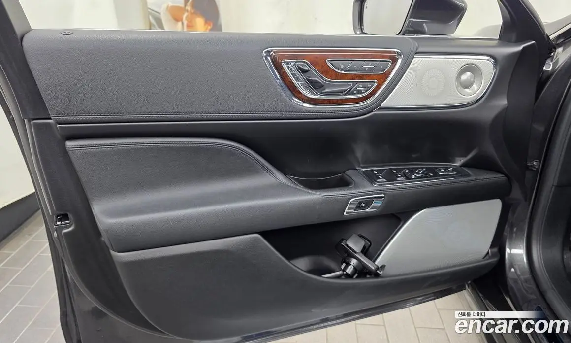 Lincoln Continental 2019 3.0 автомат (гидро), фото 14