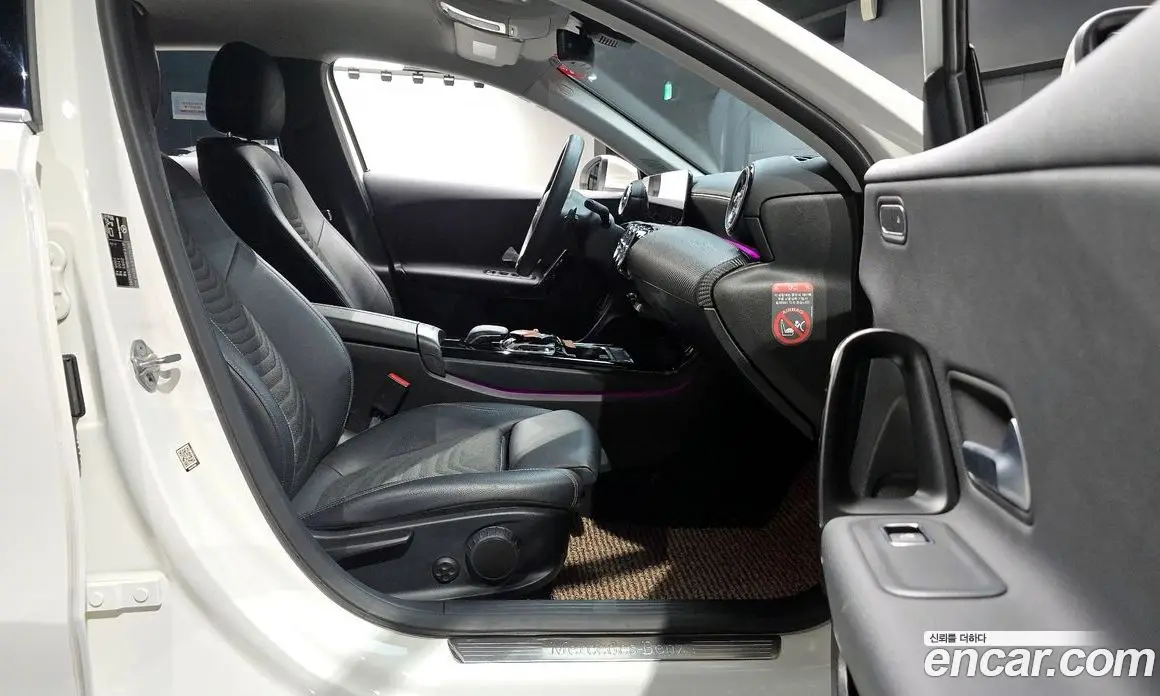 Mercedes-Benz A-Class 2020 2.0 автомат (гидро), фото 16 Mercedes-Benz A-Class 2020 2.0 автомат (гидро), фото 16