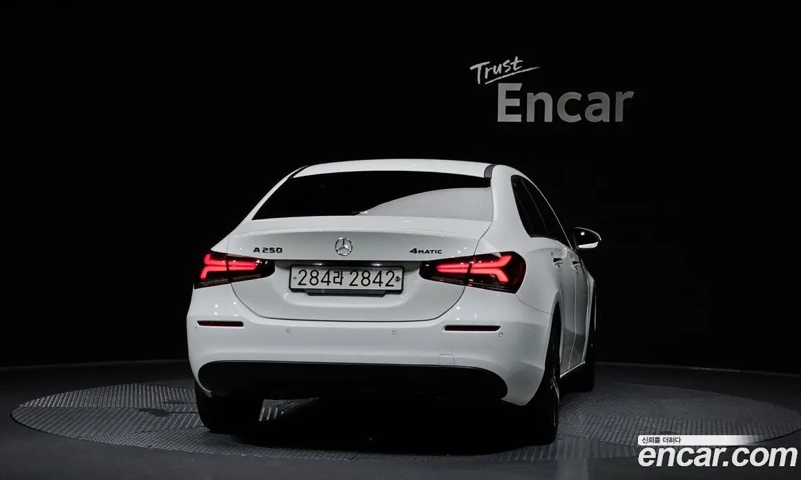 Mercedes-Benz A-Class 2020 2.0 автомат (гидро), фото 4 Mercedes-Benz A-Class 2020 2.0 автомат (гидро), фото 4