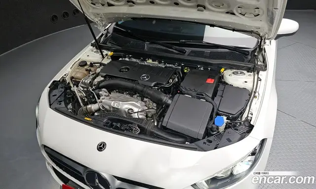 Mercedes-Benz A-Class 2020 2.0 автомат (гидро), миниатюра 6 Mercedes-Benz A-Class 2020 2.0 автомат (гидро), миниатюра 6
