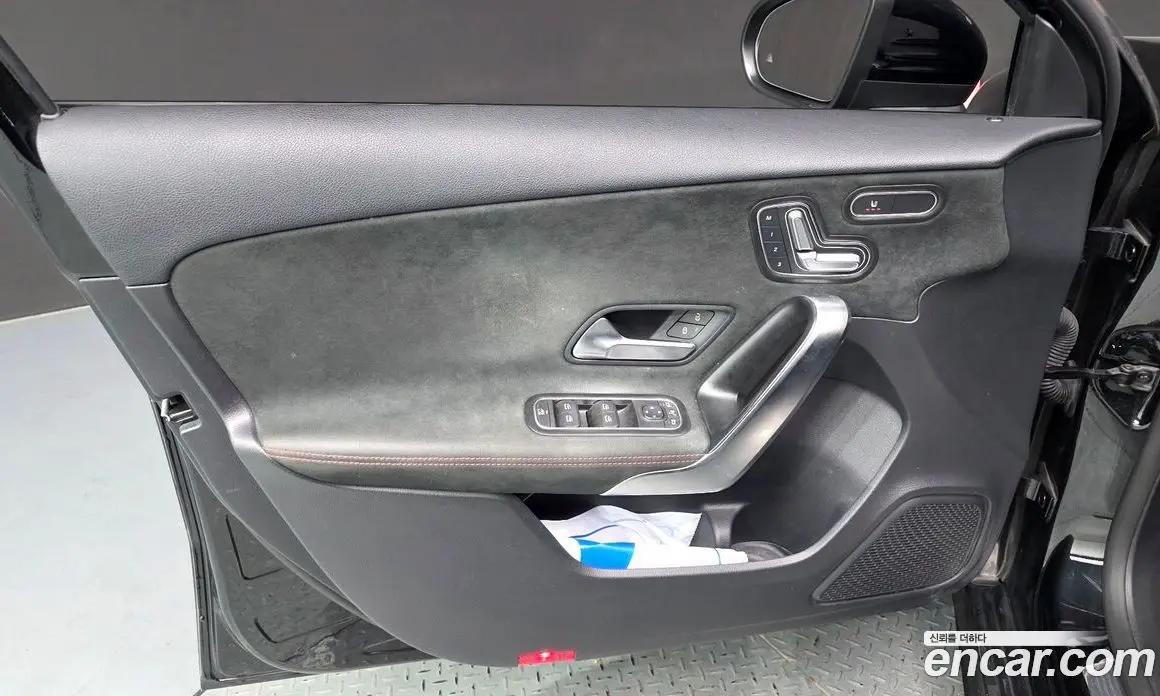 Mercedes-Benz A-Class 2021 2.0 автомат (гидро), фото 14