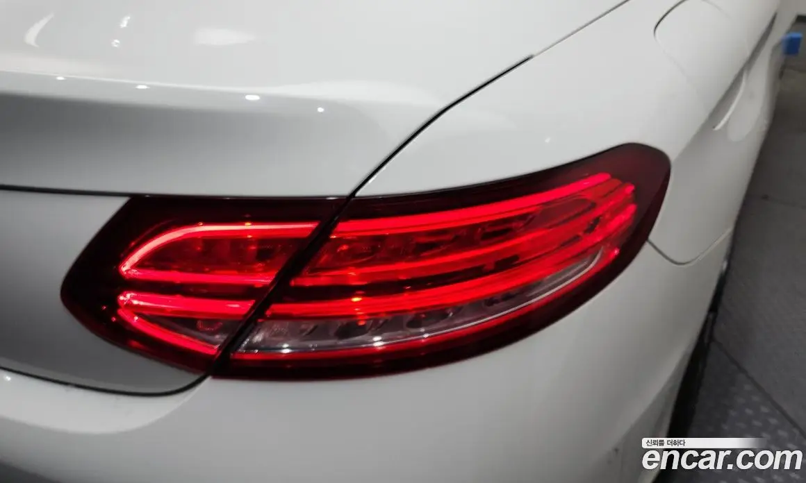 Mercedes-Benz C-Class 2018 2.0 автомат (гидро), фото 9 Mercedes-Benz C-Class 2018 2.0 автомат (гидро), фото 9