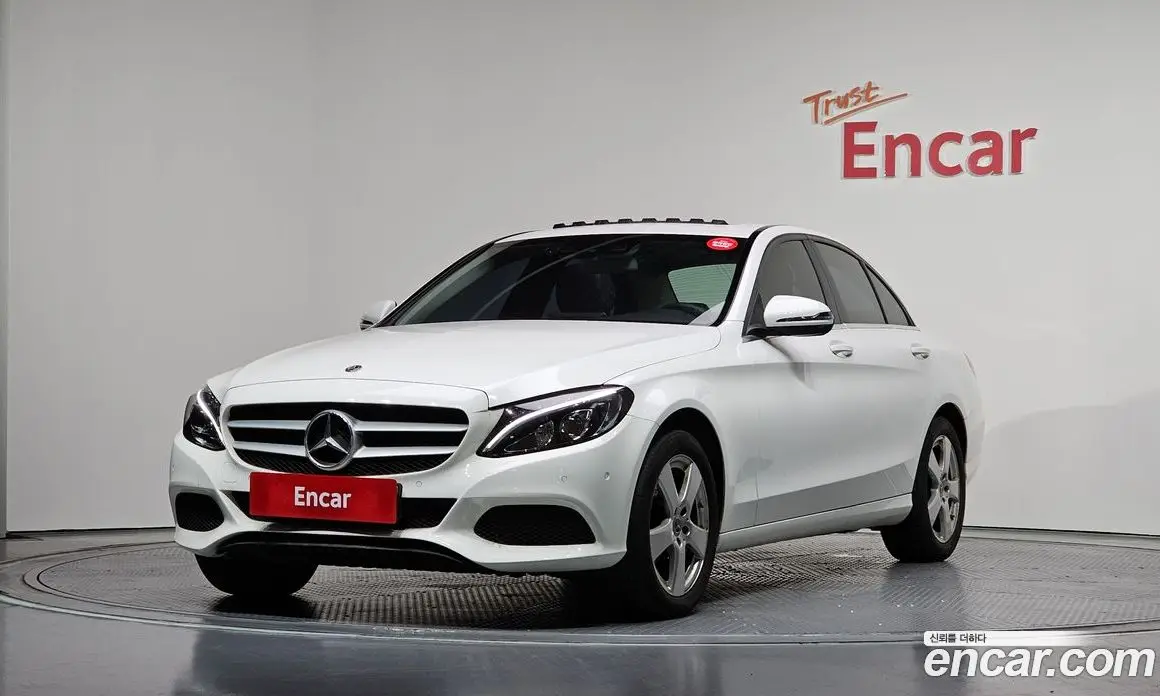 Mercedes-Benz C-Class 2018 2.0 автомат (гидро), фото 1 Mercedes-Benz C-Class 2018 2.0 автомат (гидро), фото 1