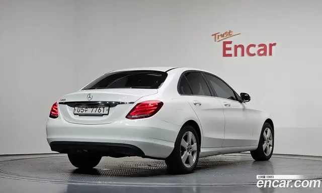Mercedes-Benz C-Class 2018 2.0 автомат (гидро), миниатюра 2 Mercedes-Benz C-Class 2018 2.0 автомат (гидро), миниатюра 2