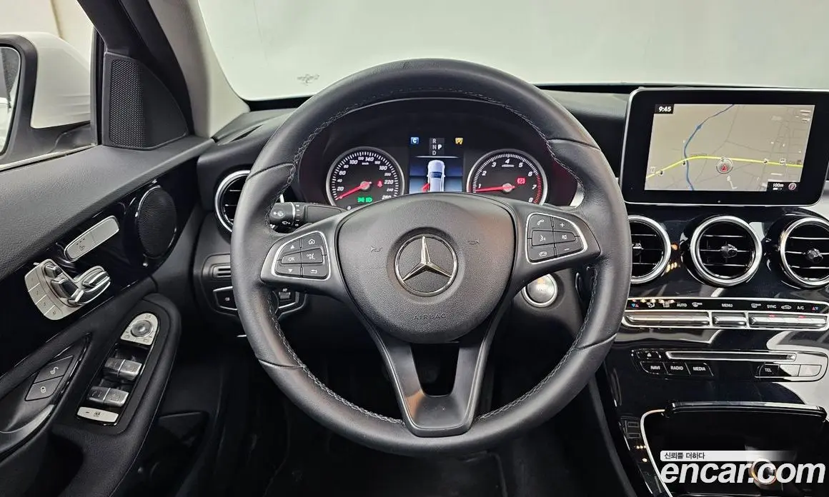 Mercedes-Benz C-Class 2018 2.0 автомат (гидро), фото 19 Mercedes-Benz C-Class 2018 2.0 автомат (гидро), фото 19