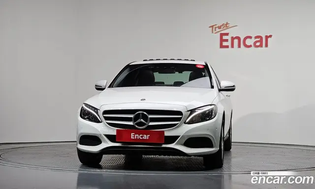Mercedes-Benz C-Class 2018 2.0 автомат (гидро), миниатюра 3 Mercedes-Benz C-Class 2018 2.0 автомат (гидро), миниатюра 3