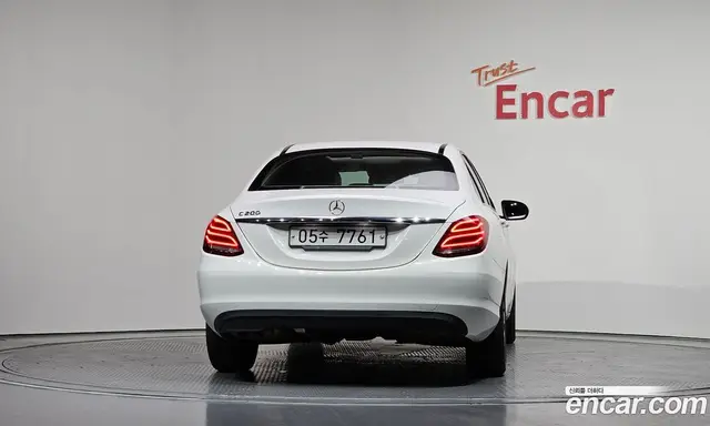 Mercedes-Benz C-Class 2018 2.0 автомат (гидро), миниатюра 4 Mercedes-Benz C-Class 2018 2.0 автомат (гидро), миниатюра 4