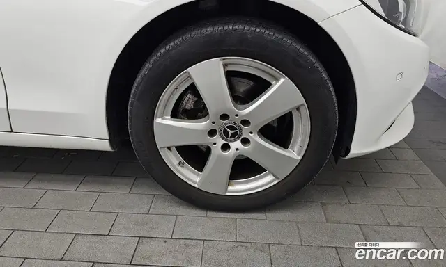 Mercedes-Benz C-Class 2018 2.0 автомат (гидро), миниатюра 7 Mercedes-Benz C-Class 2018 2.0 автомат (гидро), миниатюра 7