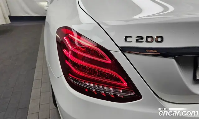 Mercedes-Benz C-Class 2018 2.0 автомат (гидро), миниатюра 9 Mercedes-Benz C-Class 2018 2.0 автомат (гидро), миниатюра 9