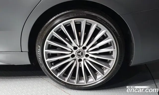 Mercedes-Benz C-Class 2023 2.0 автомат (гидро), миниатюра 5 Mercedes-Benz C-Class 2023 2.0 автомат (гидро), миниатюра 5