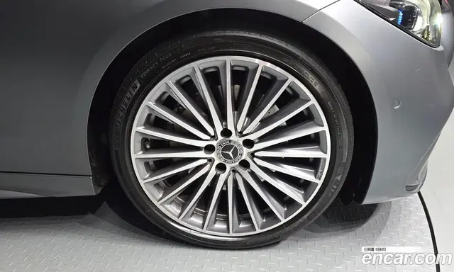 Mercedes-Benz C-Class 2023 2.0 автомат (гидро), миниатюра 7 Mercedes-Benz C-Class 2023 2.0 автомат (гидро), миниатюра 7