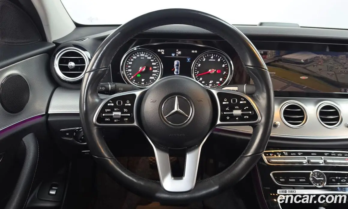 Mercedes-Benz E-Class 2018 2.0 автомат (гидро), фото 19 Mercedes-Benz E-Class 2018 2.0 автомат (гидро), фото 19