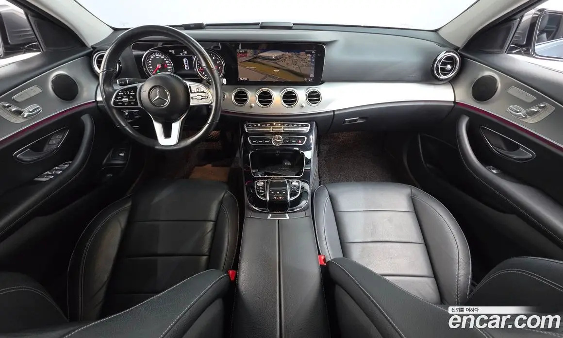 Mercedes-Benz E-Class 2018 2.0 автомат (гидро), фото 10 Mercedes-Benz E-Class 2018 2.0 автомат (гидро), фото 10