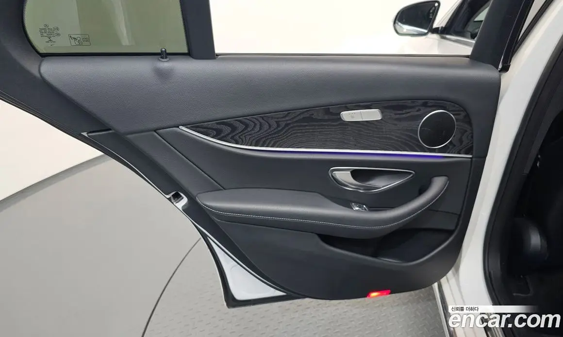 Mercedes-Benz E-Class 2019 1.9 автомат (гидро), фото 15