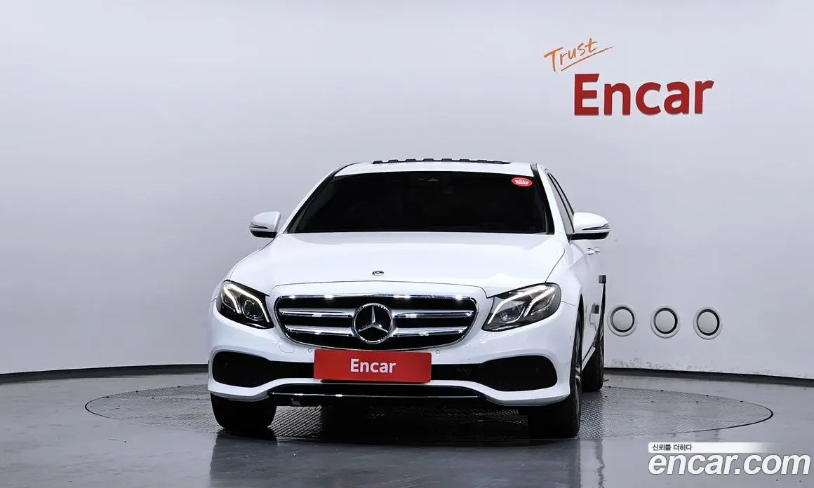 Mercedes-Benz E-Class 2019 1.9 автомат (гидро), фото 3