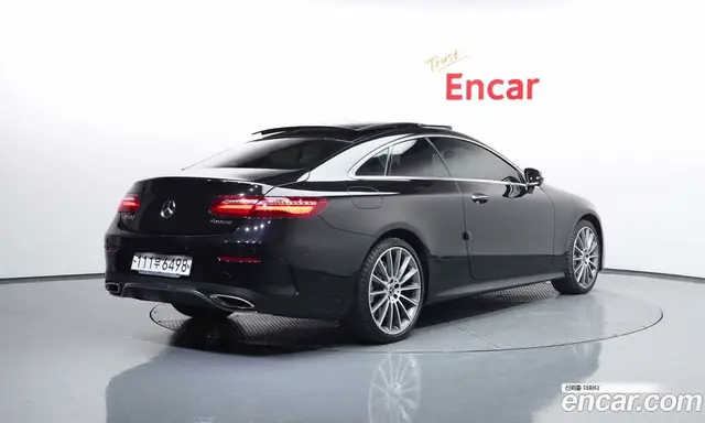 Mercedes-Benz E-Class 2019 3.0 автомат (гидро), миниатюра 2