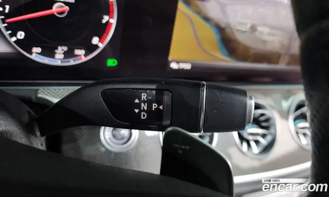 Mercedes-Benz E-Class 2019 3.0 автомат (гидро), миниатюра 12