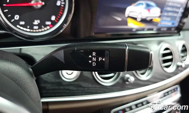 Mercedes-Benz E-Class 2019 1.9 автомат (гидро), миниатюра 11 Mercedes-Benz E-Class 2019 1.9 автомат (гидро), миниатюра 11