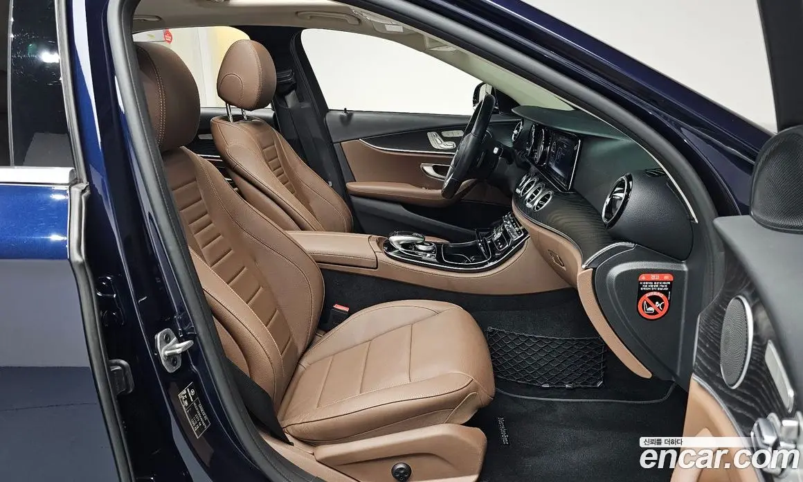 Mercedes-Benz E-Class 2019 1.9 автомат (гидро), фото 16 Mercedes-Benz E-Class 2019 1.9 автомат (гидро), фото 16